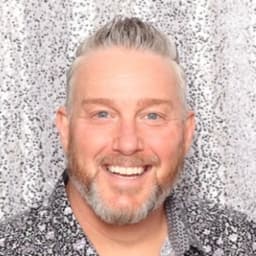 Chris Harrison